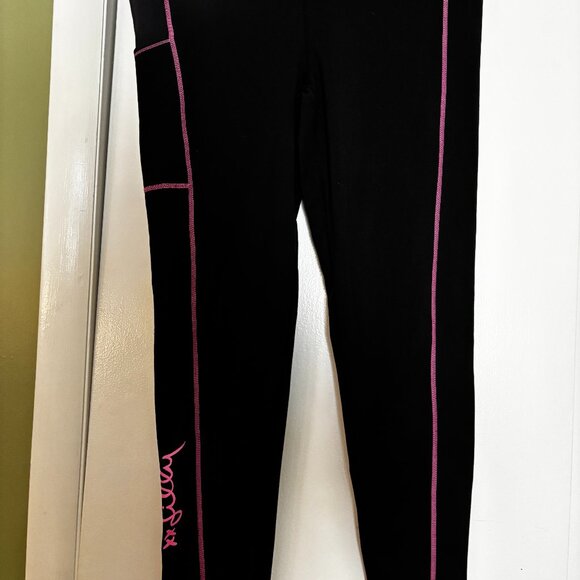 Lilly Pulitzer Pants - Lilly Pulitzer Luxletic Black / Pink Leggings XL EUC